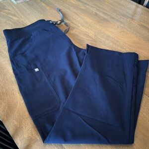 Navy Fig kade techanical med bottoms